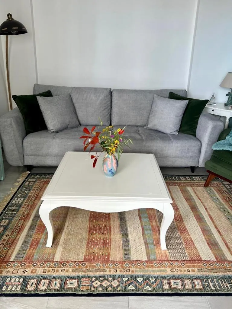 Klara'S Sidesea View Apartment Саранда